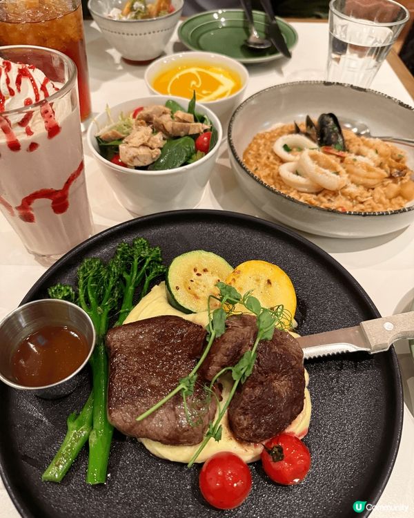 新城市廣場內高質西餐廳， Tiramisu pancake不...