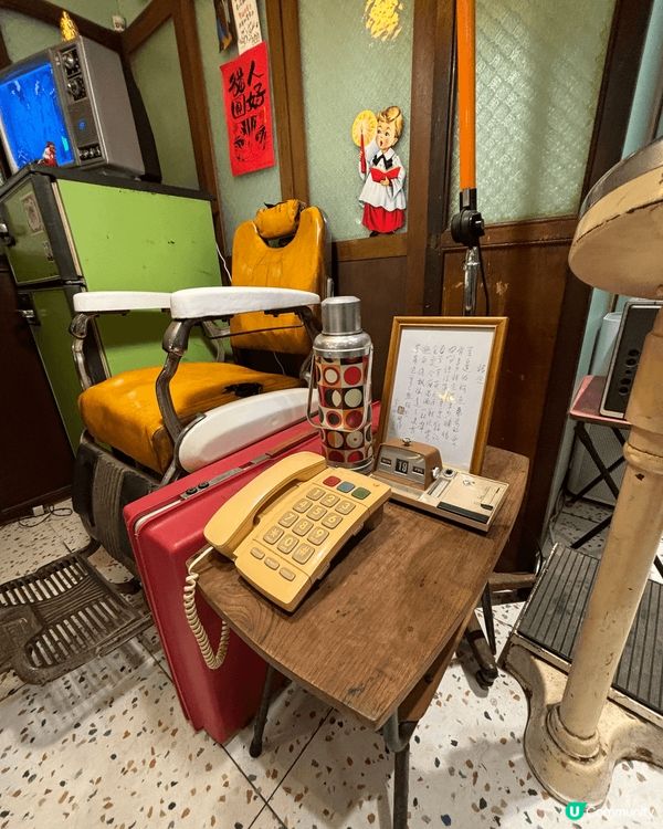 餐廳佈置充滿香港七八十年代味道，食物都好有香港特色！而且地點...