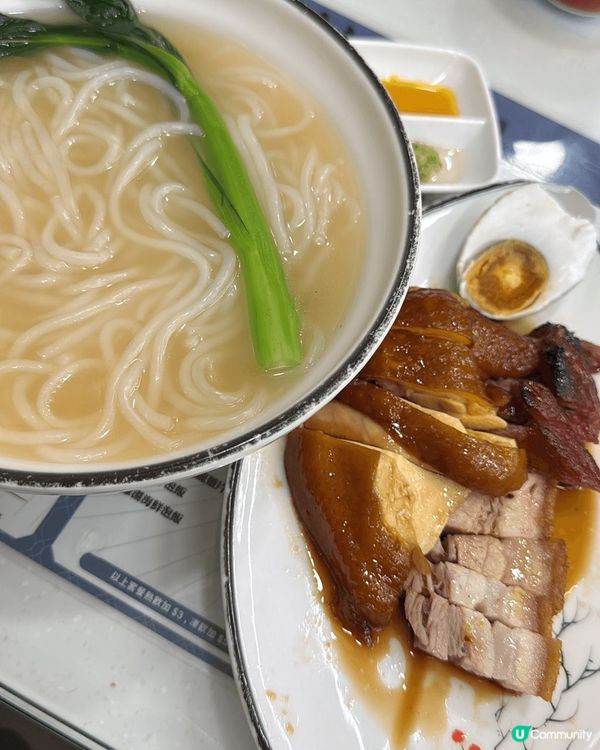 兩張觀塘華記燒鵝叉燒香脆10分好味，後兩幅荃灣名物熱香餅漢堡...