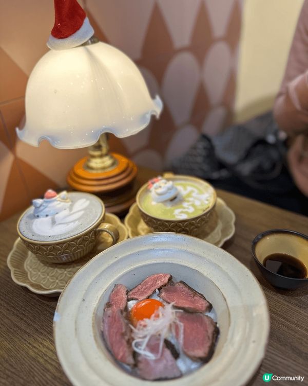 日系昭和風cafe～除左飲品打卡able外，店內同門口佈置都...