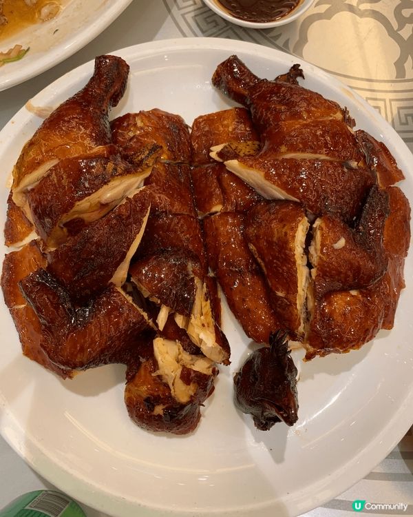 最彩福喜宴食團年飯，其中三款富貴炒蚌片脆帶子、碧綠金錢扣鮑魚...