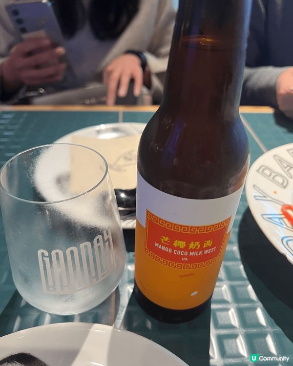 這間的餐廳，以可愛的卡通公仔為主題，創造獨特的用餐體驗。菜單...