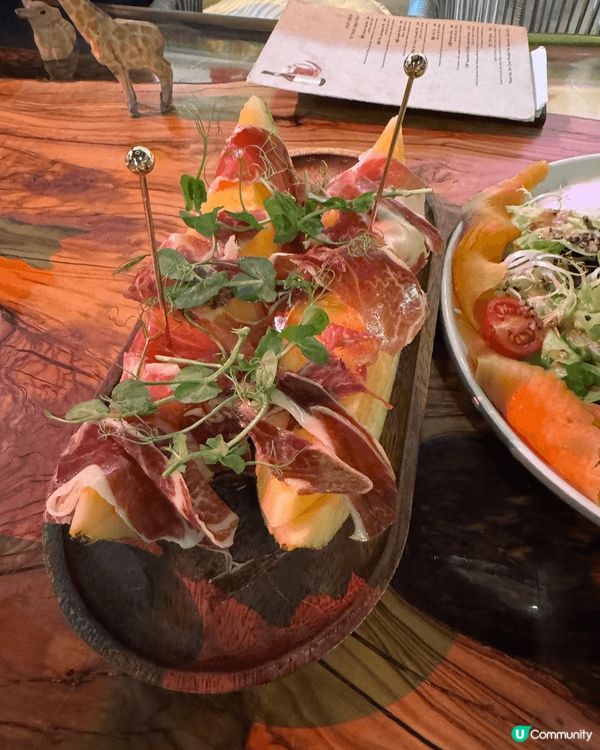 Happy dinner @ Layback Cafe & ...