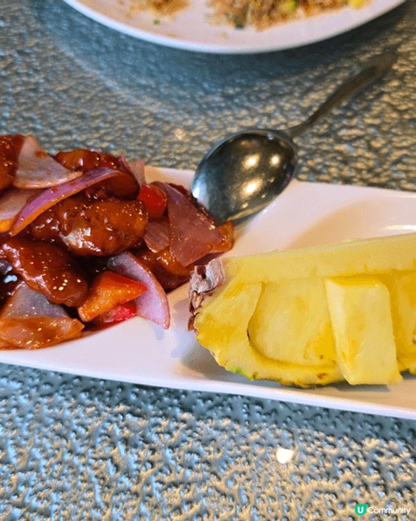 頭2張係星海薈。譽宴，老細請食飯，包括菠蘿咕嚕肉同陳村粉燒鵝...