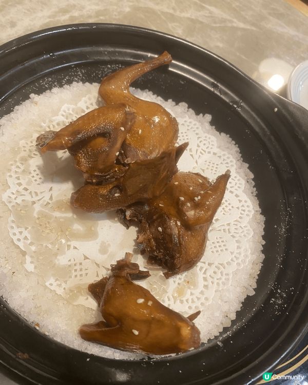 珠海食物真係又平又正, 服務態度更無可挑機, 唔怪個個港人都...