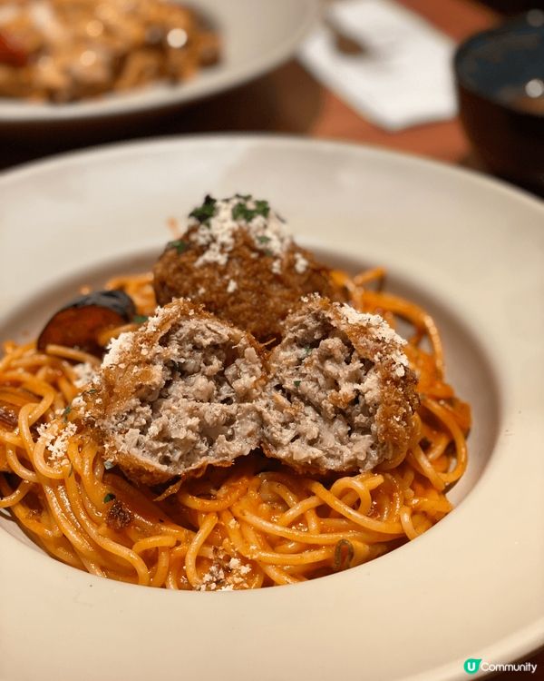 食完走嗰陣經過坐忘新鋪位排晒長龍