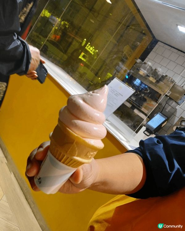 #精緻茶聚 去馬鞍山試平價拉麵，麵條超幼身唔係我杯茶，燒賣就...