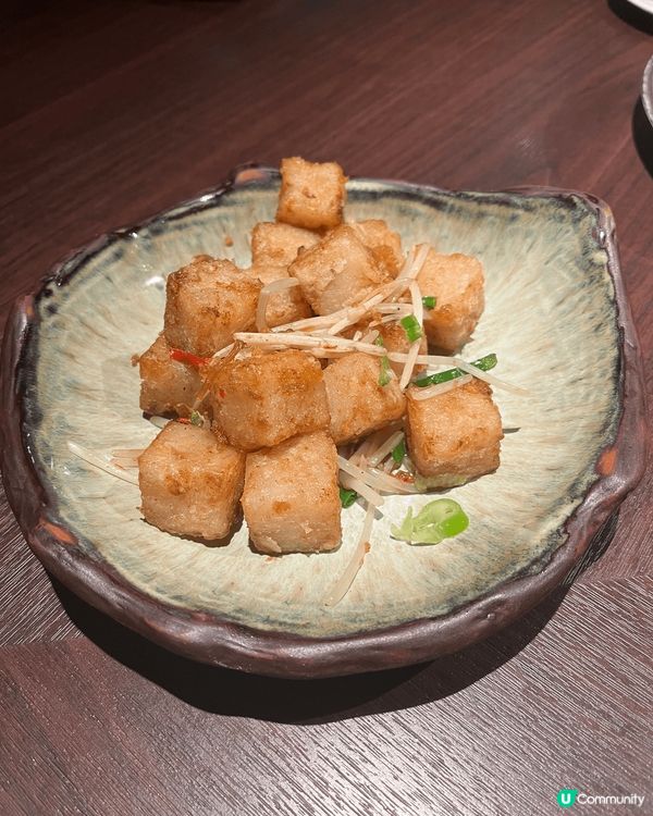 介紹返呢間位於尖沙咀嘅酒樓唐閣，主打精緻粵菜，賣相吸引，份量...