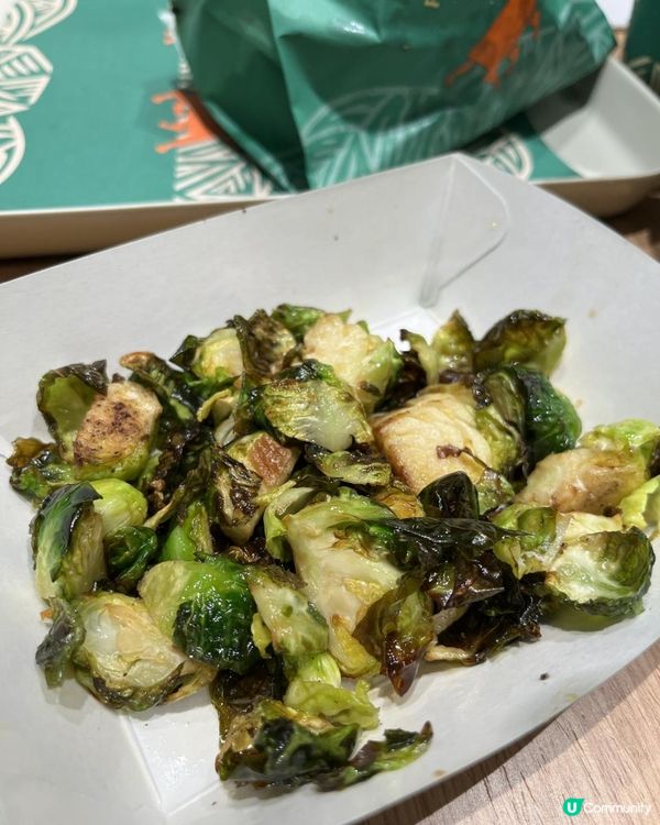 機場作主題既N+ Burger 