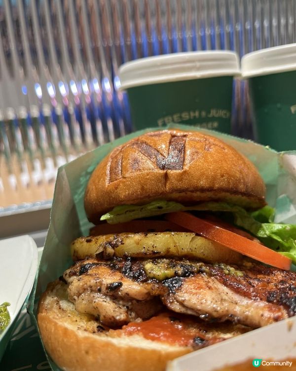 機場作主題既N+ Burger 