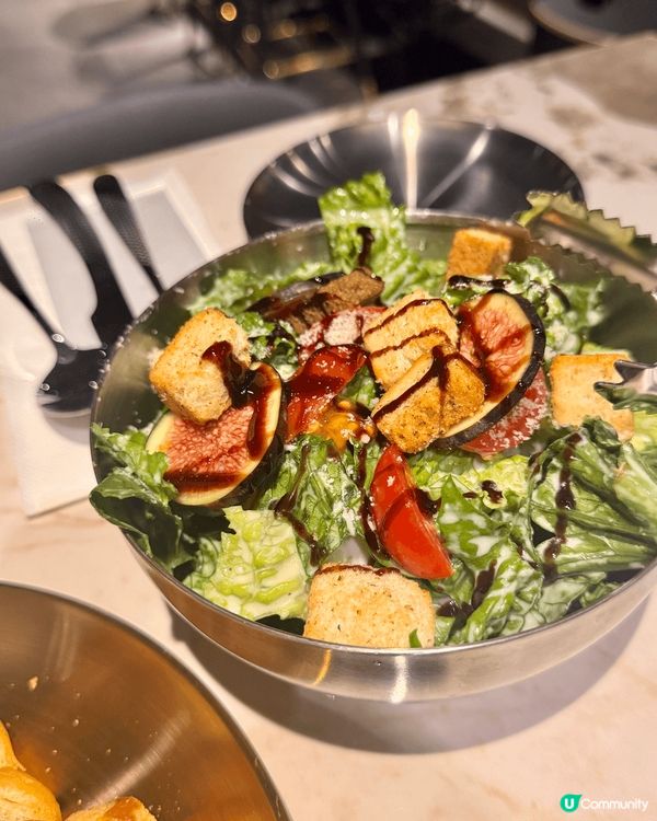 今次去咗尖沙咀新開既 cluboysters 🤤