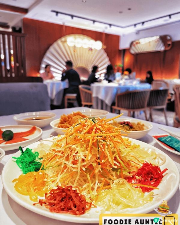 平時盆菜都係外賣返屋企食，好難得見到莆田會有得堂食成個盆菜套...