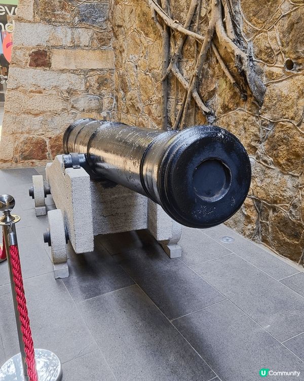 賽馬會復修軍火庫，景點夠特別，人不多，免費入場，一個鬧市中的...