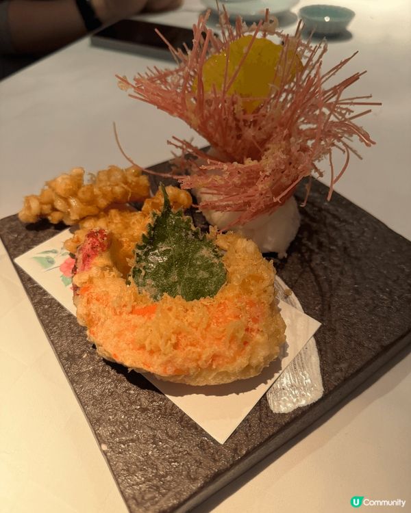 位於半島酒店內的日式懷石料理，擺盤精緻，食材配搭新穎，值得一...