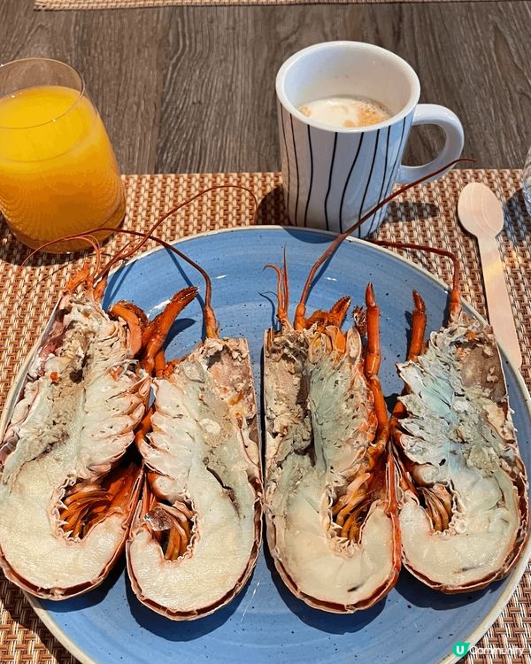 W hotel 自助餐買一送一，可以望住個海食buffet ...