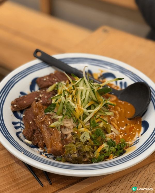 紅磡一向美食多羅羅，今次黎左呢間食台灣菜好出名嘅小店