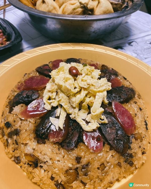 新年美食～ 大家樂盆菜及糯米飯～ 用料豐富， 款式多， 味道...