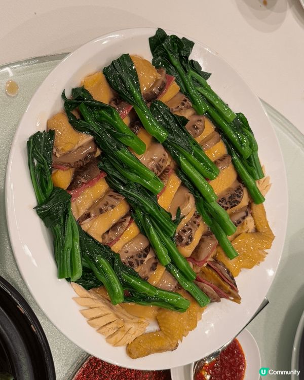 當然要食埋傳統中式菜啦