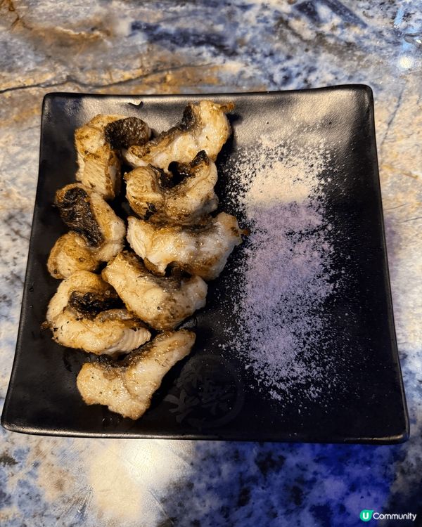 超級好食既燒鰻魚，一條鰻魚分2種食法，炸同燒，2款都好好食