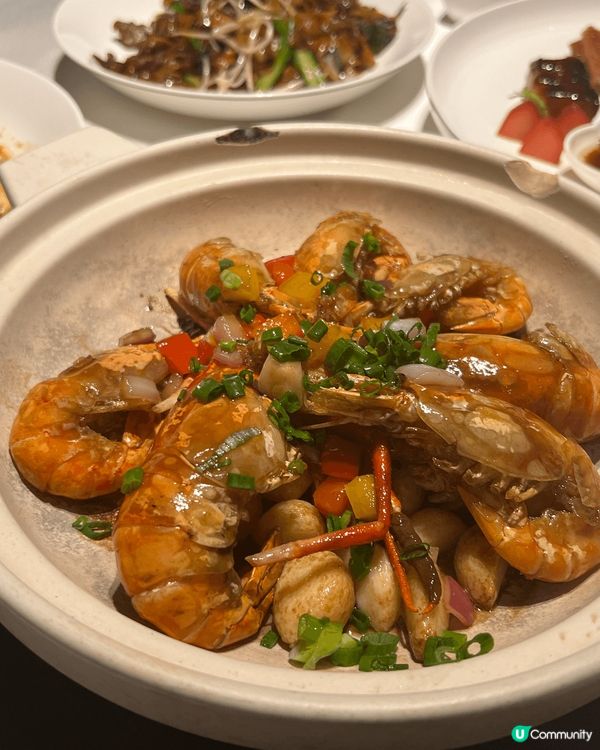 到廣州拜年，一家人到炳勝品味食晚飯，每道菜都非常好食，6 人...