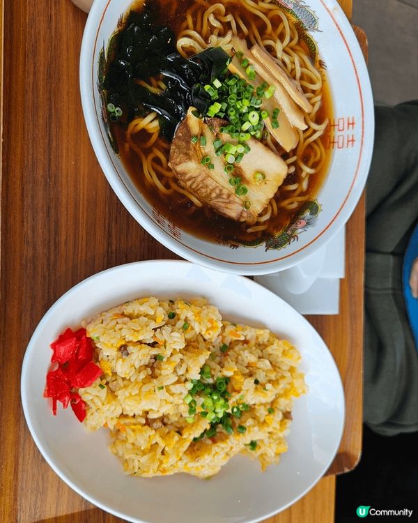 日本高松機場內的餐廳，日式咖喱飯配埋卷蛋，好夾，但最令人驚喜...