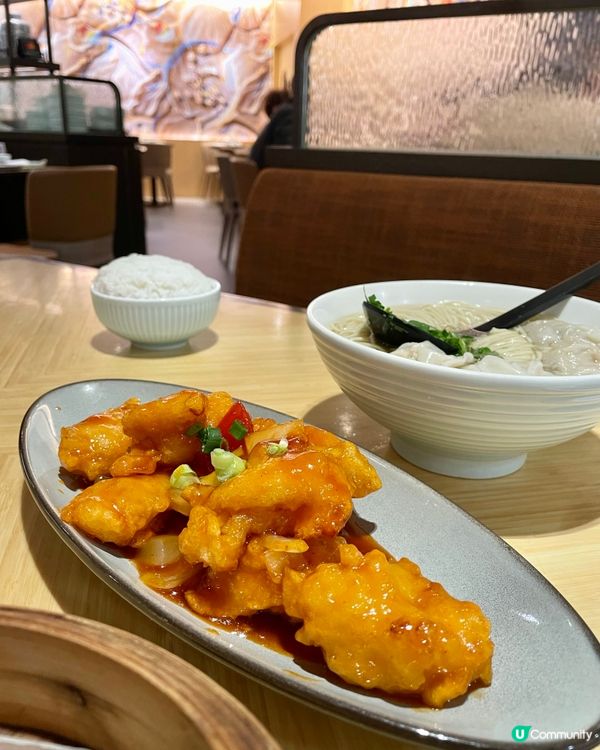 銅鑼灣食lunch😋 翡翠拉麵小籠包抵食推介！