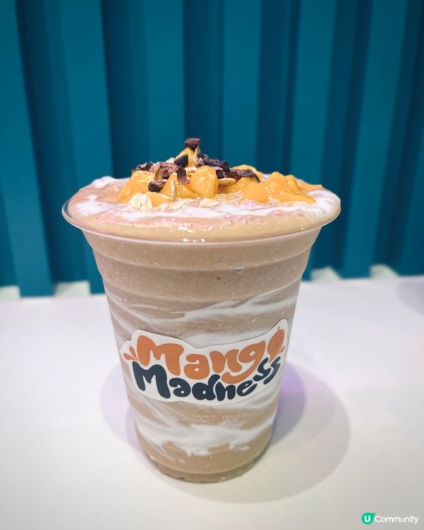 ## 金鐘廊新開芒果甜品店🥭  即叫即製新鮮芒果奶昔