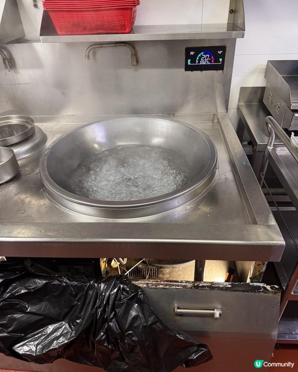 今天我维修一台商用电磁炉,只要是开机后没有反应