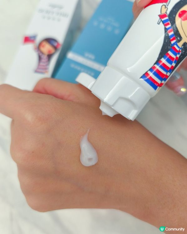 最近既天氣又凍又乾燥 , 雙手成日都好乾 , 最近有朋友推介...