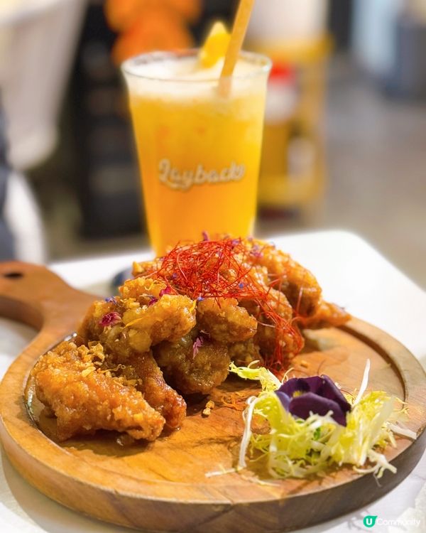 銅鑼灣文青打卡Cafe☕️🌕  
#月球黑膠餐廳 #高質美食 