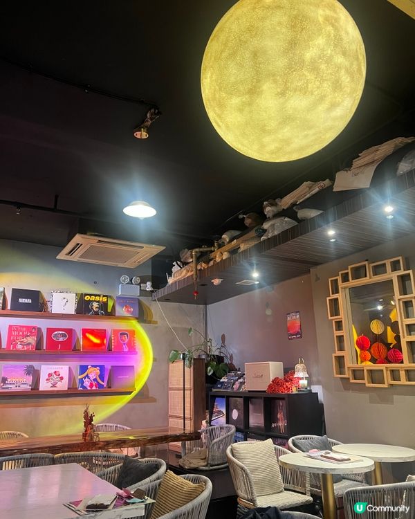 銅鑼灣文青打卡Cafe☕️🌕  
#月球黑膠餐廳 #高質美食 