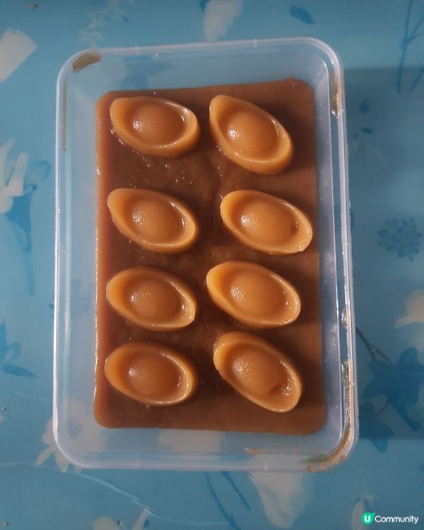 同事送給我自家製作的年糕，衷心感謝!祝福她身壯力健，工作順利...