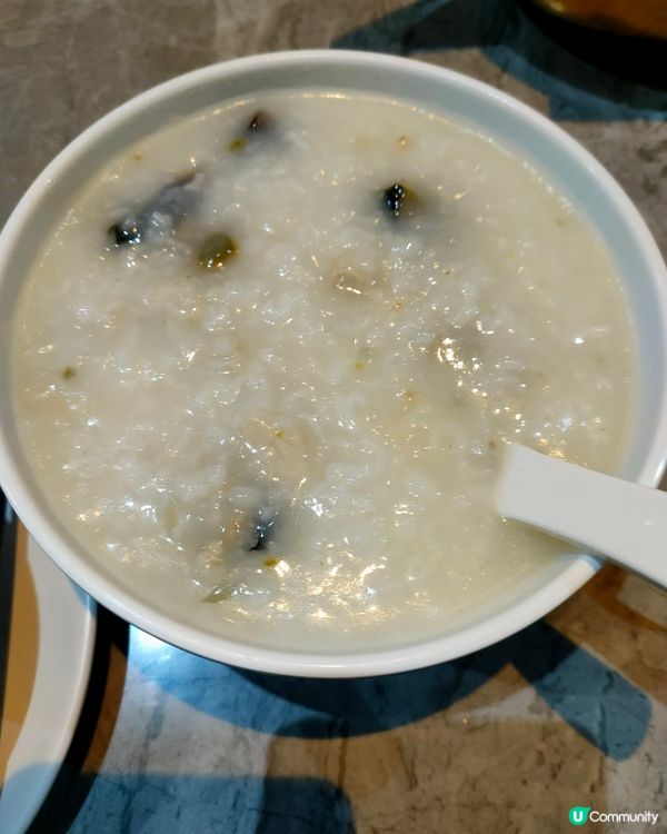 🔥 熱氣🥵？去點心專門店，食碗皮蛋瘦肉粥降火！😋