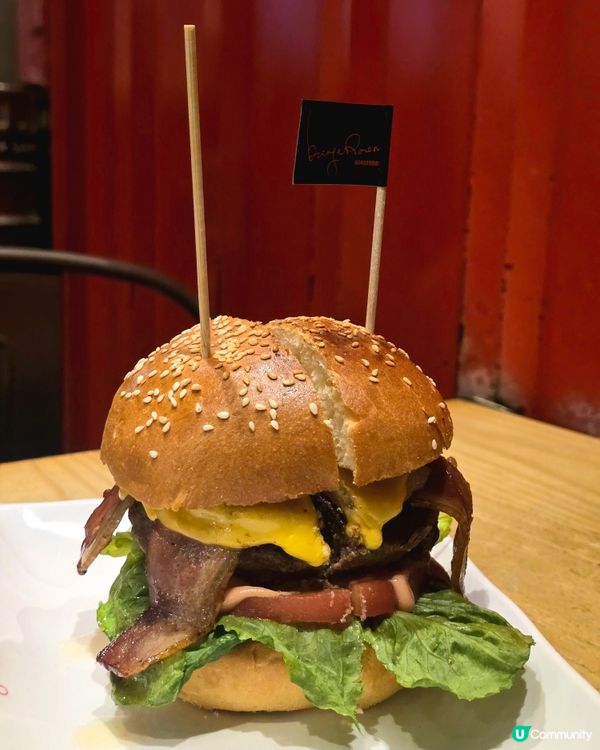 人氣美式漢堡就在這美食街