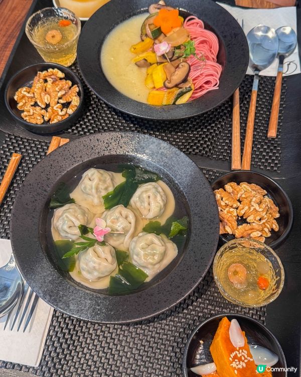 素某 So’N：文青風素食+獨特茶飲體驗 🌿