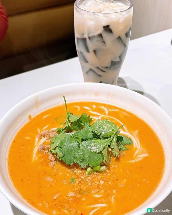 🎏九龍城新開見到餐廳‼️有現場製作手工拉麵同生煎包