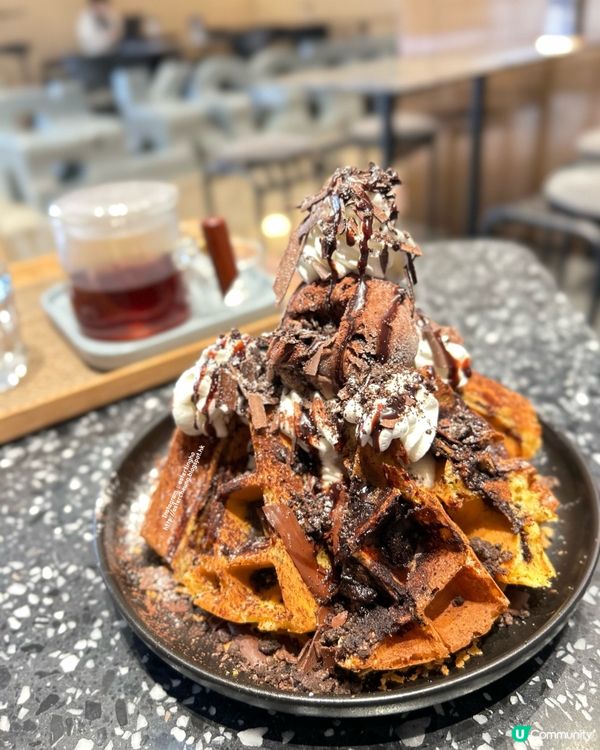 朱古力控必食 💕 三重朱古力窩夫配朱古力雪糕 🍫