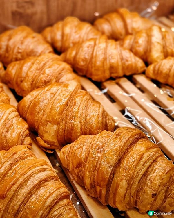 《香港多分店手作麵包店》