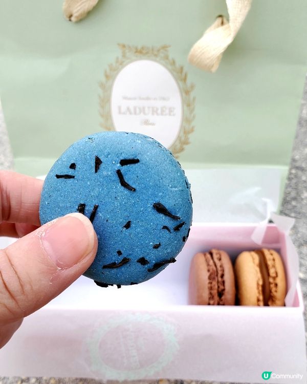  Ladurée情人節。期間限定心形❤️馬卡龍