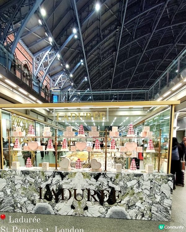  Ladurée情人節。期間限定心形❤️馬卡龍