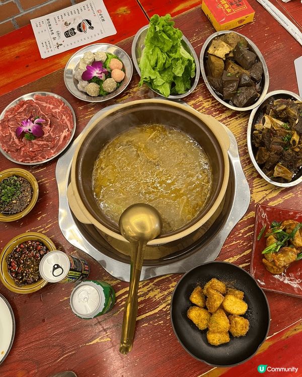 🍽️ 紅油老蔣炭爐火鍋