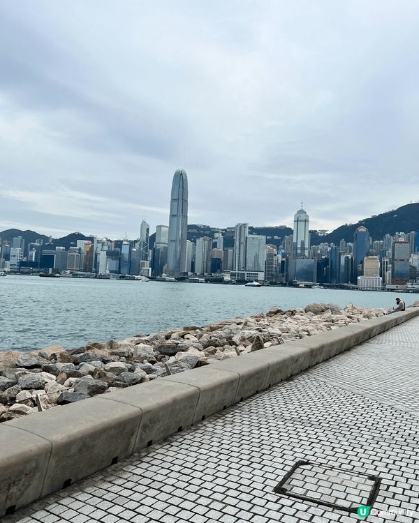 港色