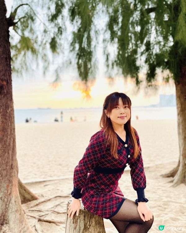 屯門黃金海岸商場沿海邊走到泳灘，可觀看日落美景