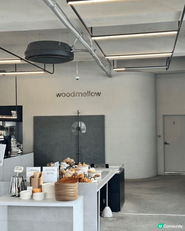 📍打卡首爾穩世咖啡館，在風雪中感受到了無比的溫暖與寧靜🤍❄️...