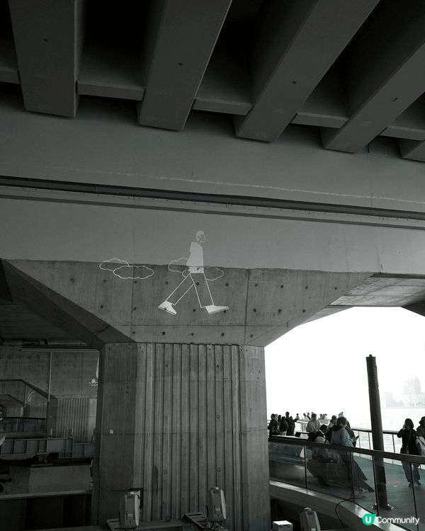 近期熱門新打卡位當然唔少得北角炮台山「東岸板橋」，環境優美，...