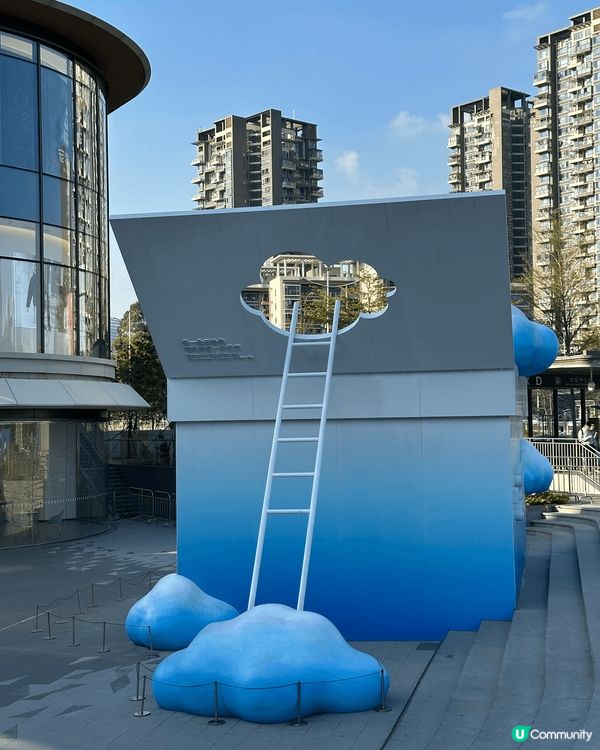 深圳新開大運站商場，「大運天地」大型嘅室內室內商港，迷你版嘅...