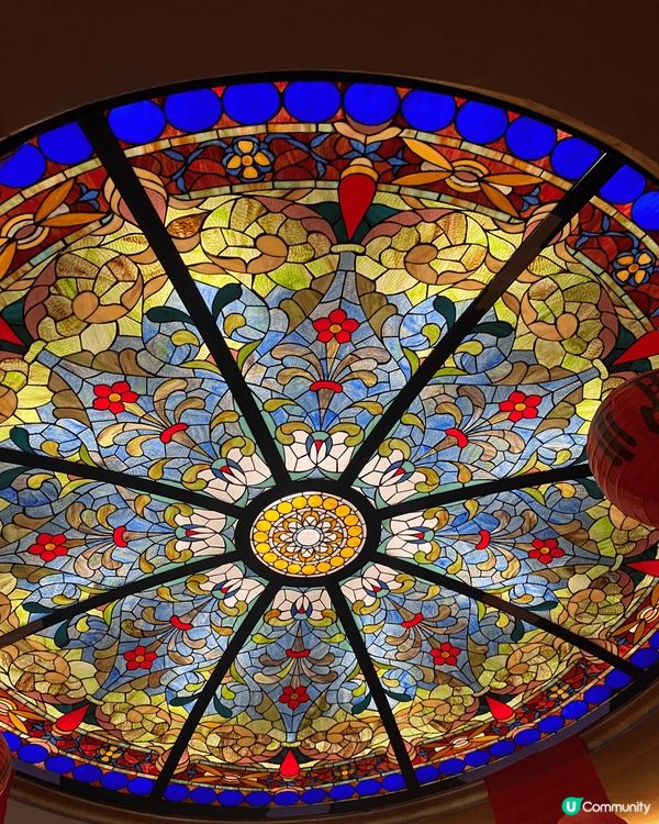 白天鵝賓館環境優雅，設施齊全，服務細緻周到。客房舒適，提供美...