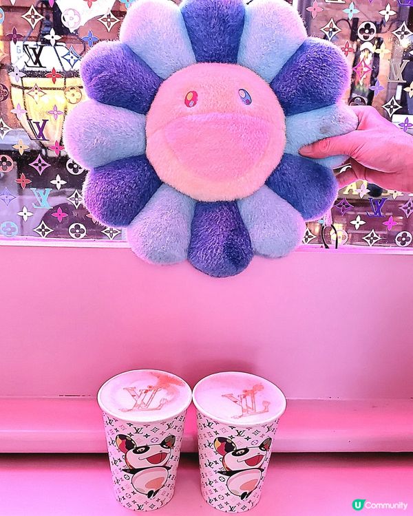 LOUIS VUITTON x MURAKAMI Cafe 