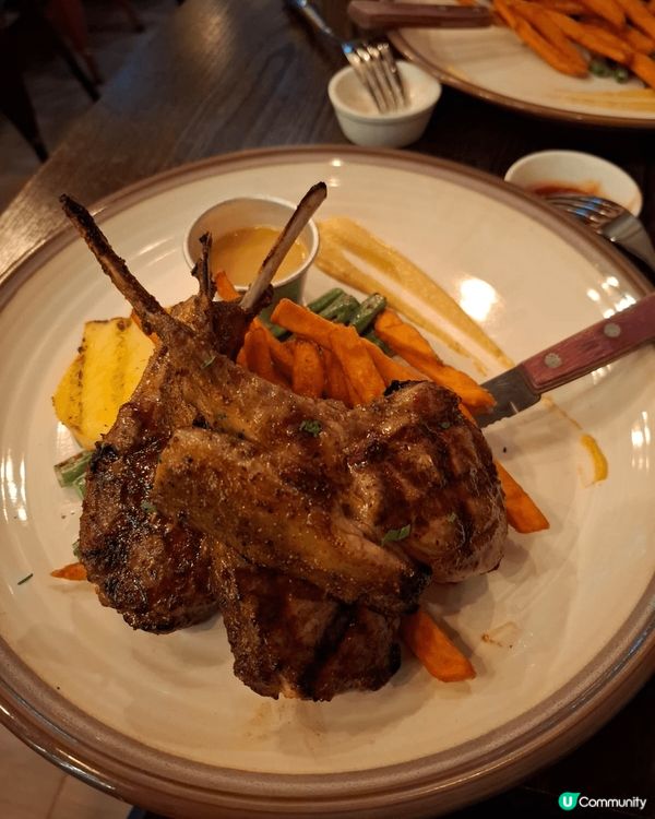 美味牛扒, 羊架，生日蛋糕