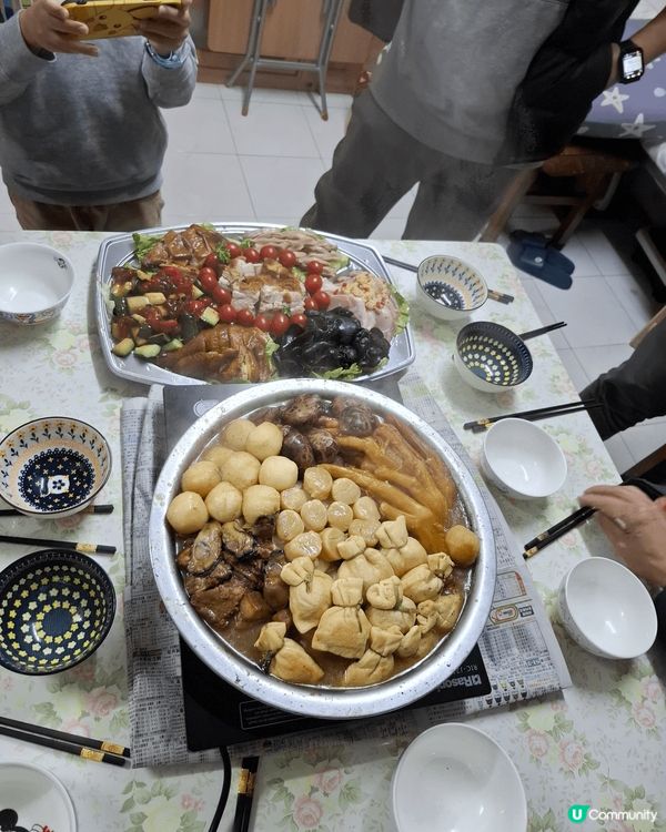 朋友生日，一起吃盆采和生日蛋糕真是開心。